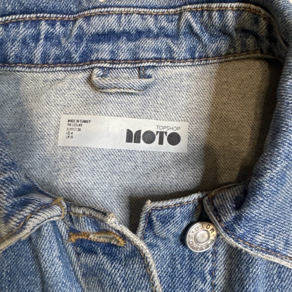 Embroidered Denim Jean Jacket US Size 4‎ Floral Boho - Picture 2 of 7